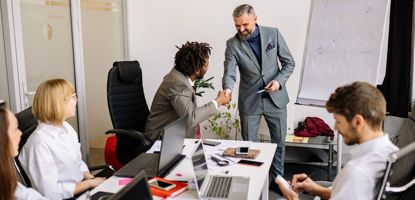 Why Should Entrepreneurs Join Leadership Programs