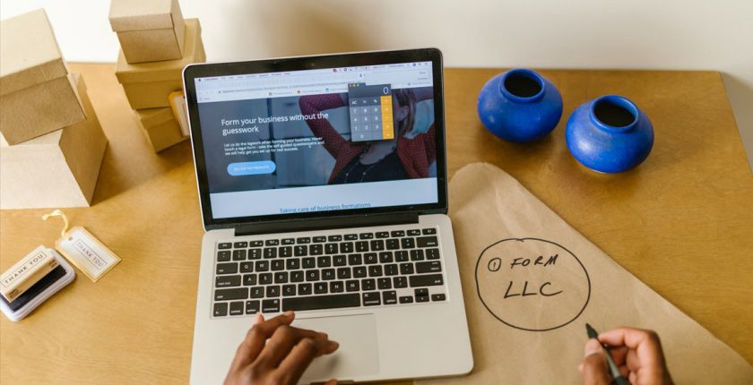 What is the Difference Between Venture Capital and Private Equity